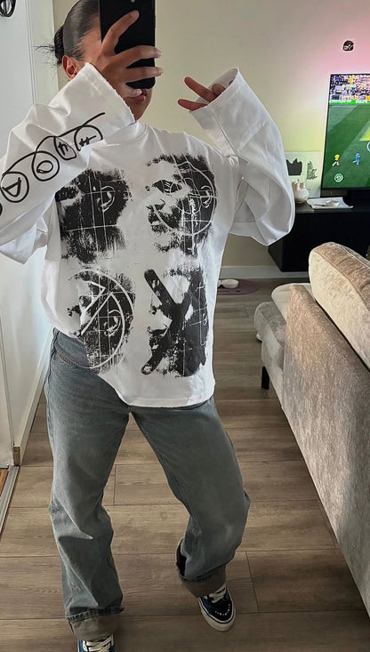 4 FACES WHITE LONGSLEEVE